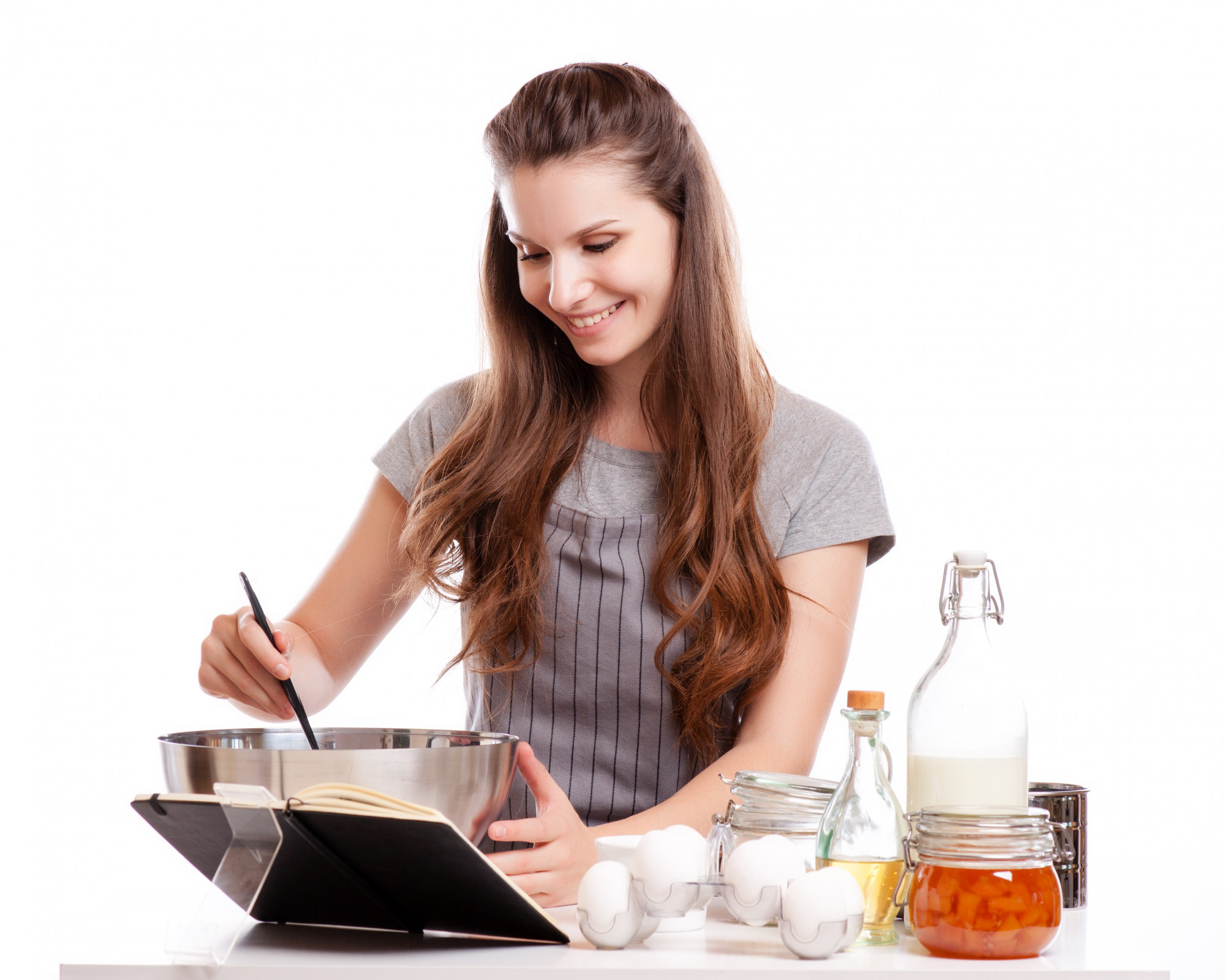 Studente cucina sotto supervisione via webcam